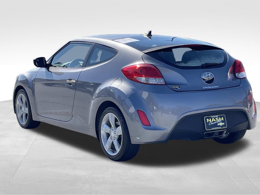 Used 2014 Hyundai Veloster image 5