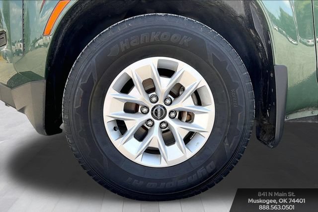Used 2024 Nissan Frontier SV w/ Technology Package RWD image 32