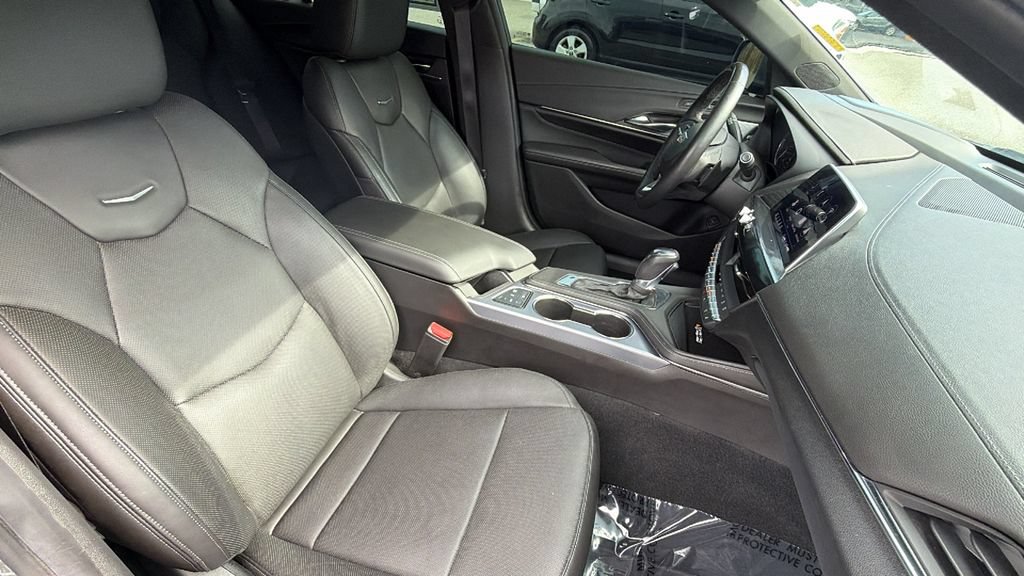 Used 2022 Cadillac CT4 Premium Luxury RWD image 26