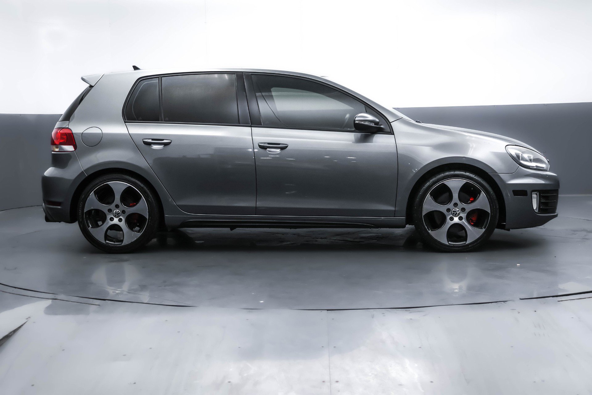 Used 2011 Volkswagen GTI Autobahn image 3