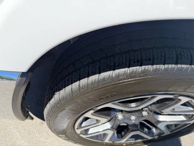 Used 2025 RAM 1500 Laramie AWD/4WD image 44