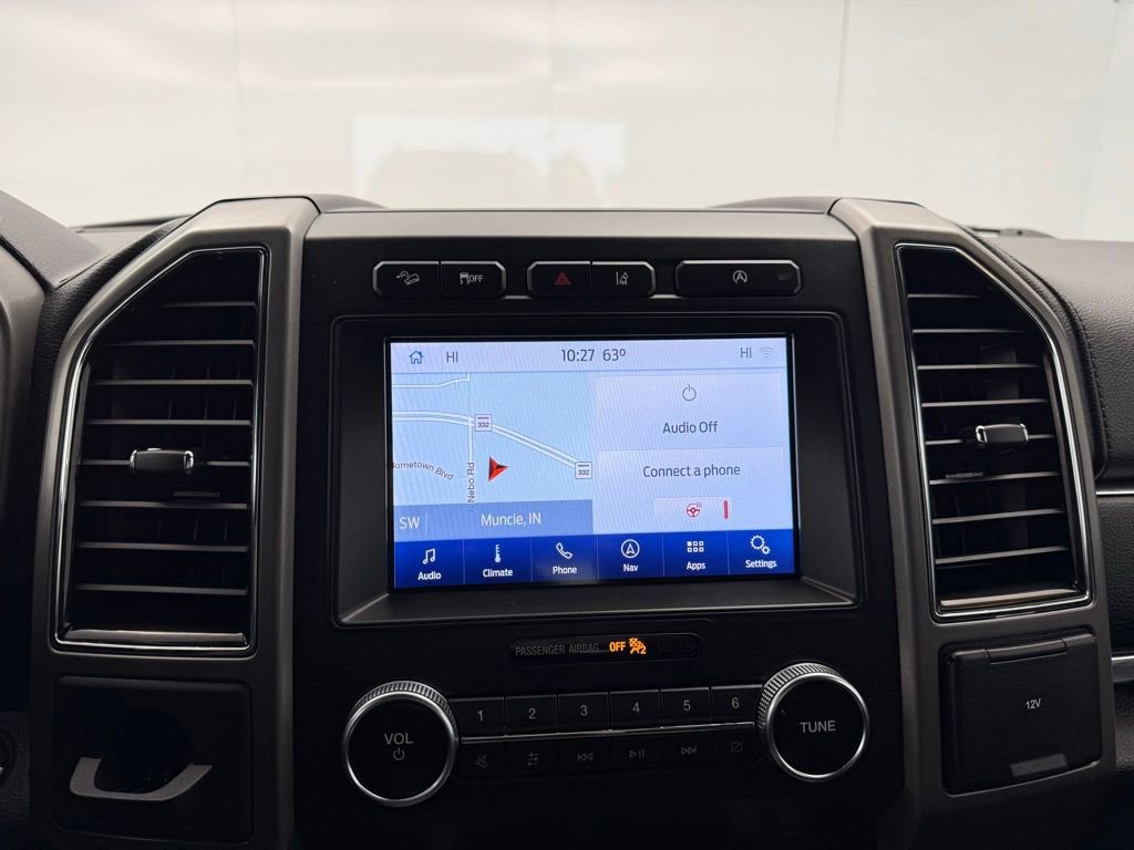 Used 2020 Ford Expedition XLT w/ Equipment Group 202A AWD/4WD image 29