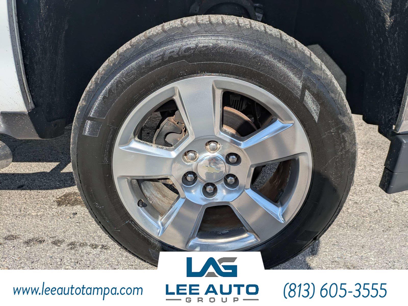 Used 2017 Chevrolet Silverado 1500 LT w/ LT Convenience Package AWD/4WD image 10