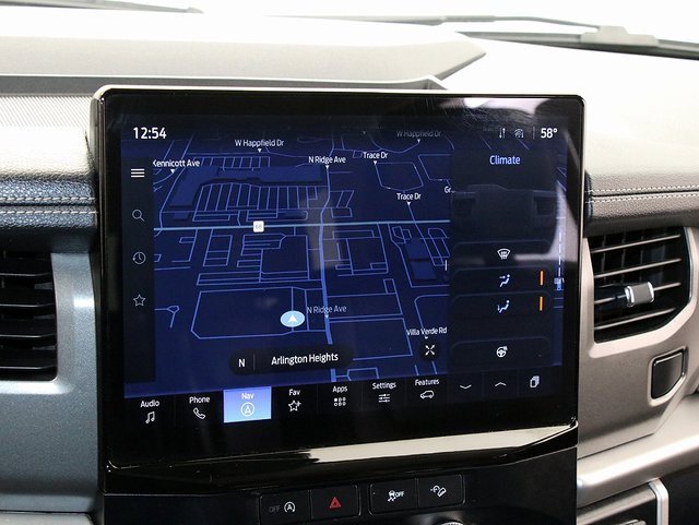 Used 2024 Ford Expedition Max XLT image 18