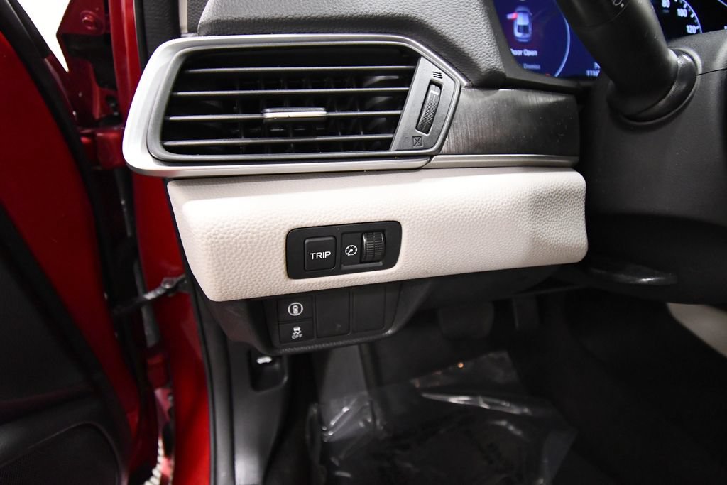 Certified 2018 Honda Accord LX image 15