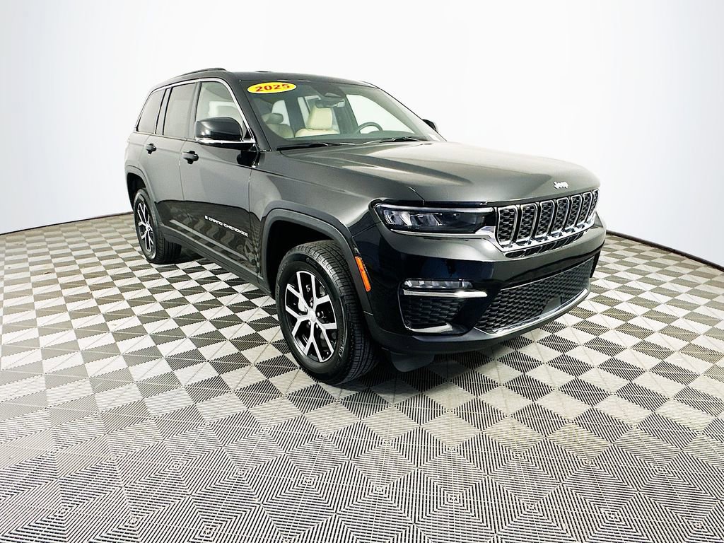 Certified 2025 Jeep Grand Cherokee Limited AWD/4WD image 2