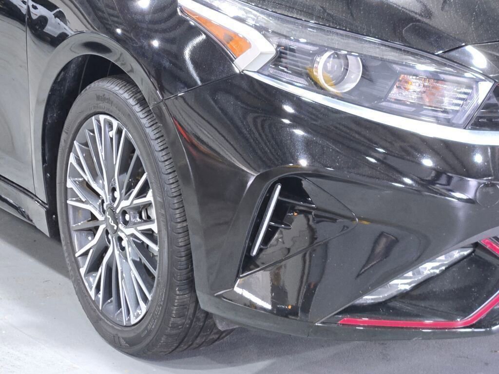 Used 2024 Kia Forte GT-Line image 3