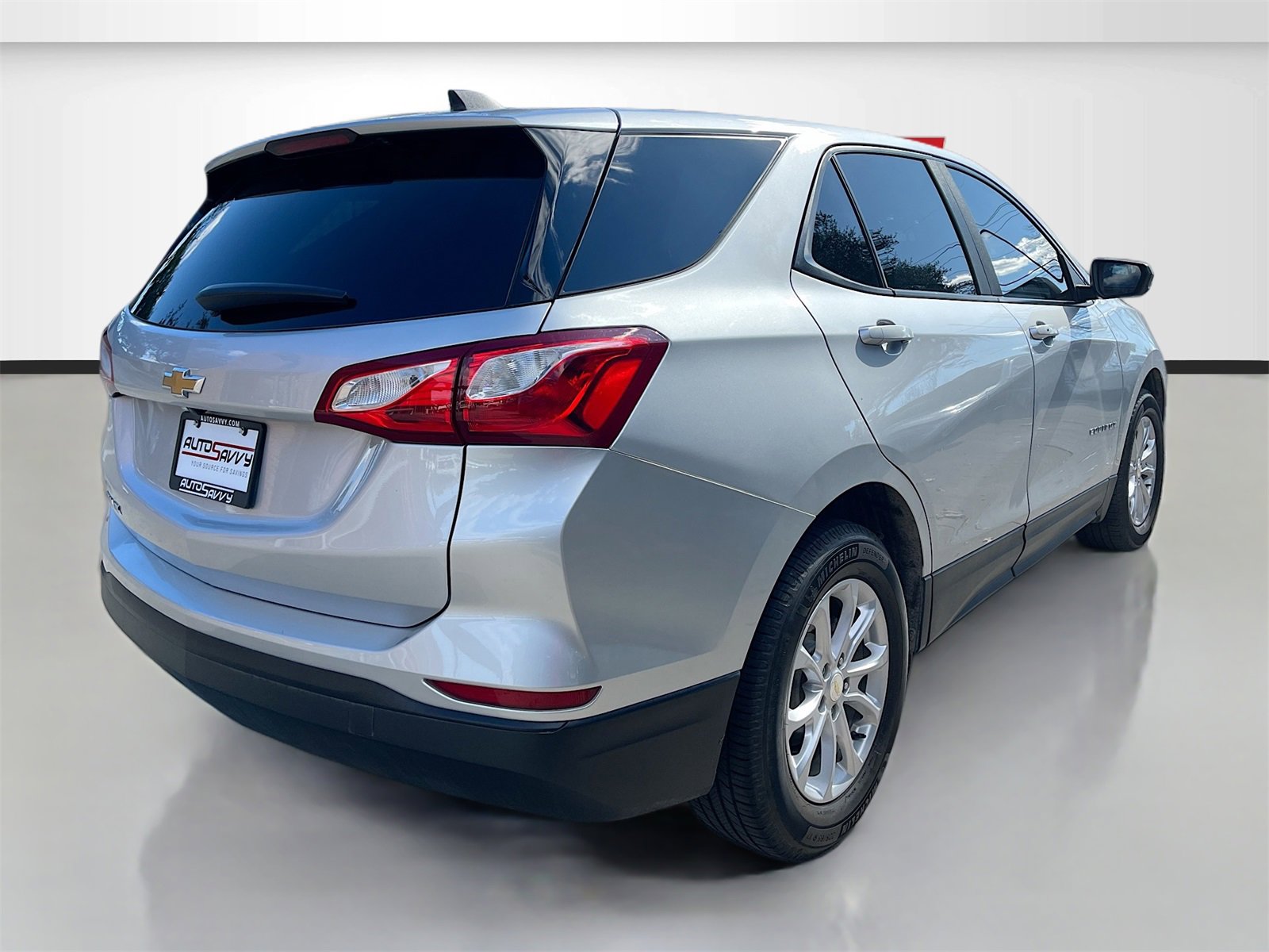 Used 2021 Chevrolet Equinox LS w/ LS Convenience Package image 7