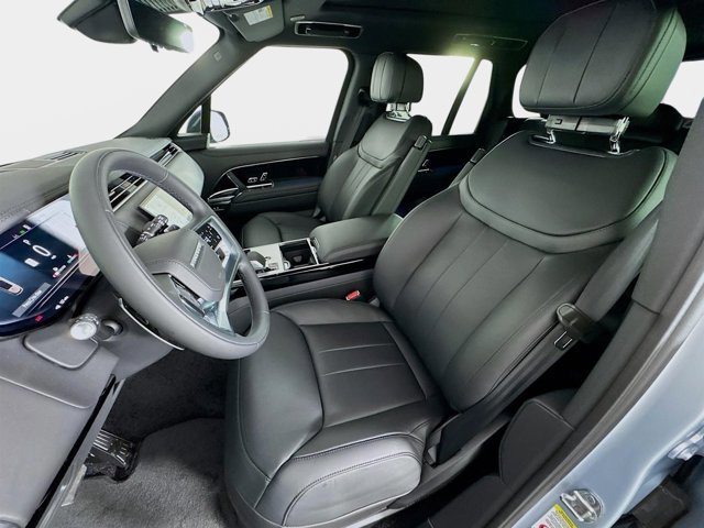 New 2026 Land Rover Range Rover SE image 11