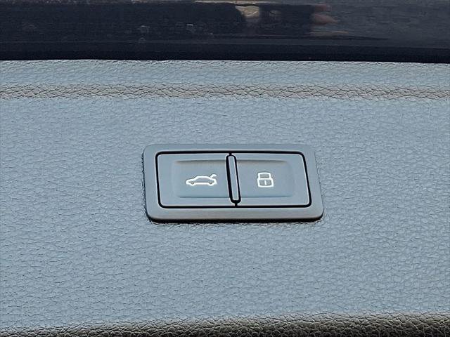 Certified 2023 Audi Q5 2.0T Prestige w/ Prestige Package image 32