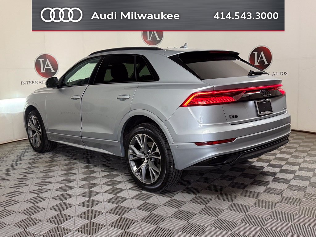 Used 2023 Audi Q8 Premium w/ Convenience Package AWD/4WD image 6