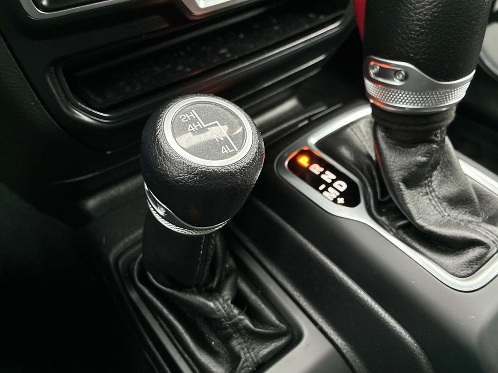Certified 2022 Jeep Wrangler Unlimited Sport AWD/4WD image 28