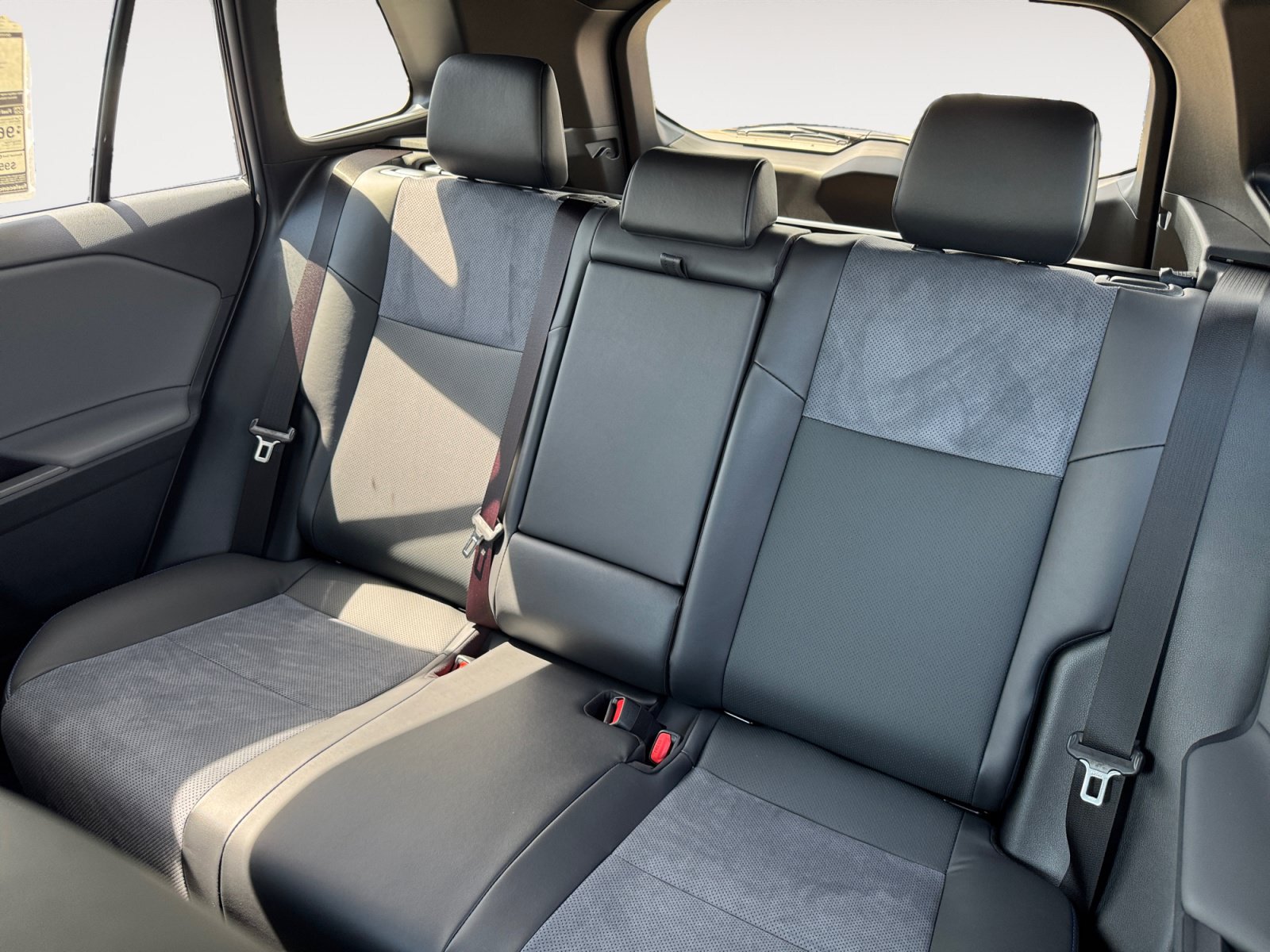 New 2026 Toyota RAV4 XSE AWD/4WD image 17