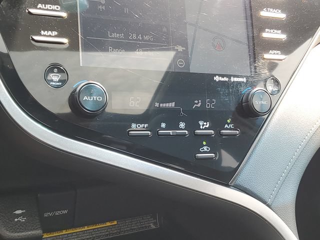 Used 2019 Toyota Camry XSE w/ Navigation Package FWD image 28
