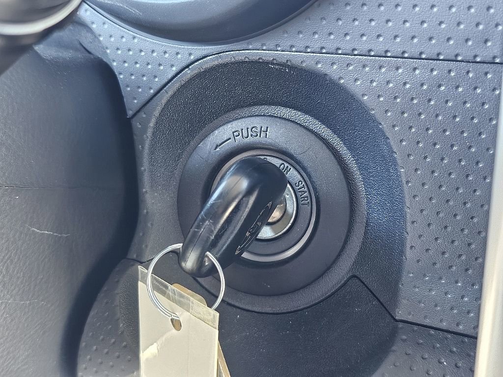 Used 2014 Toyota FJ Cruiser 4WD w/ Upgrade Package image 40