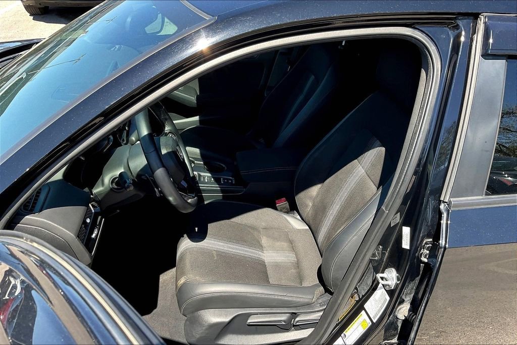 Used 2023 Honda Civic Sport image 34