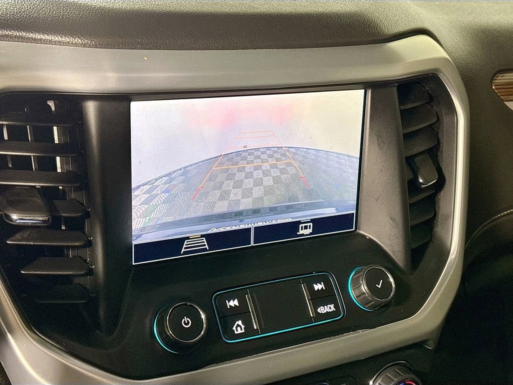 Used 2021 GMC Acadia SLE w/ Driver Convenience Package image 16