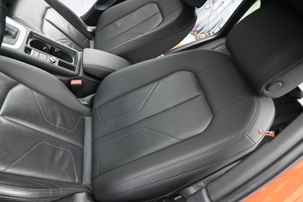 Used 2023 Audi Q3 2.0T Premium AWD/4WD image 9
