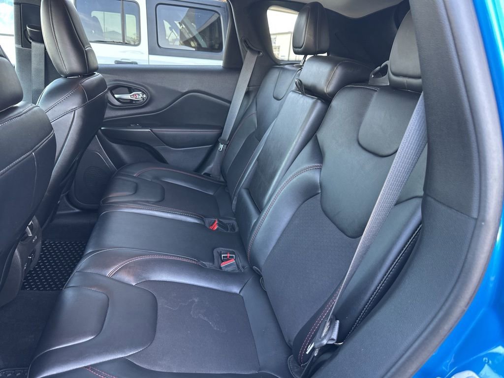 Used 2022 Jeep Cherokee Trailhawk w/ Trailer Tow Group image 21