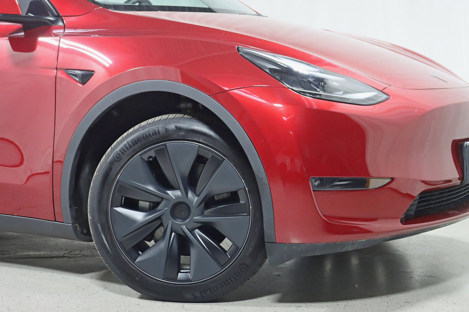 Used 2025 Tesla Model Y Long Range image 5