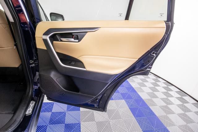 Used 2025 Toyota RAV4 XLE Premium FWD image 13