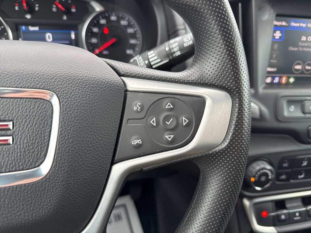 Used 2024 GMC Terrain SLE AWD/4WD image 23