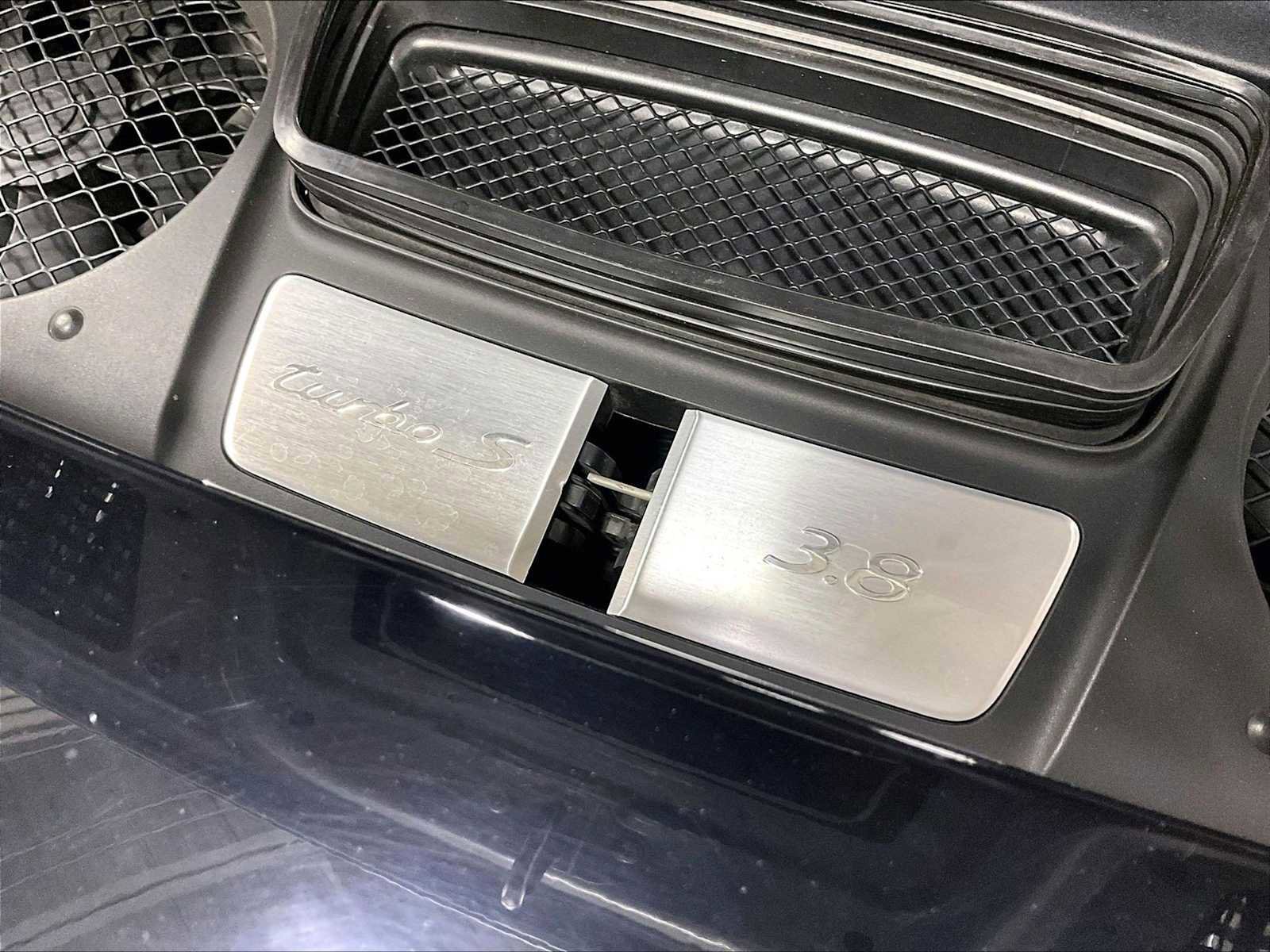 Used 2017 Porsche 911 Turbo S AWD/4WD image 36