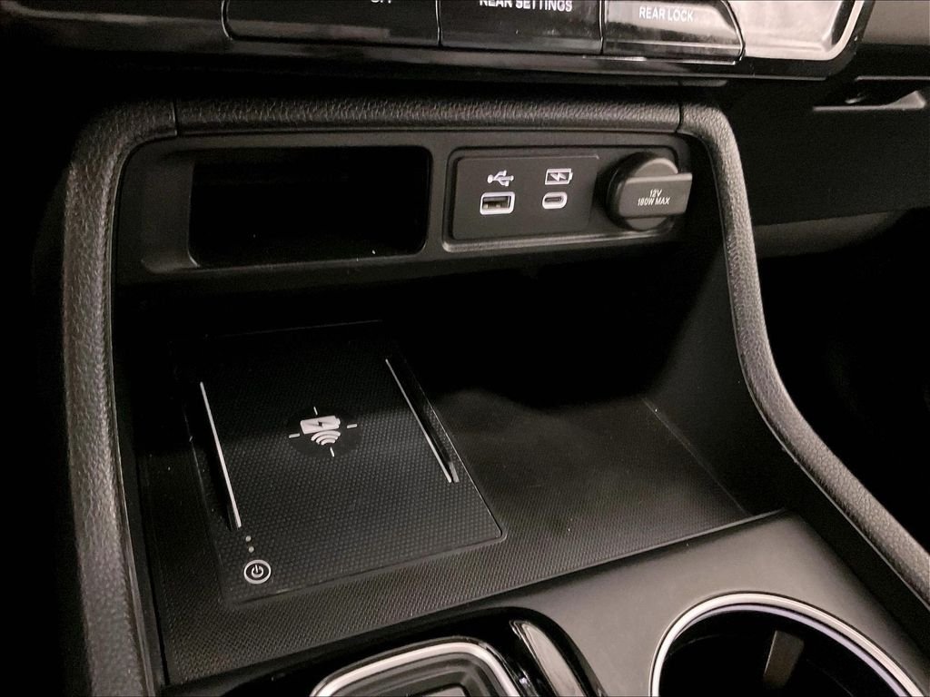 Used 2023 Honda Pilot Elite image 28