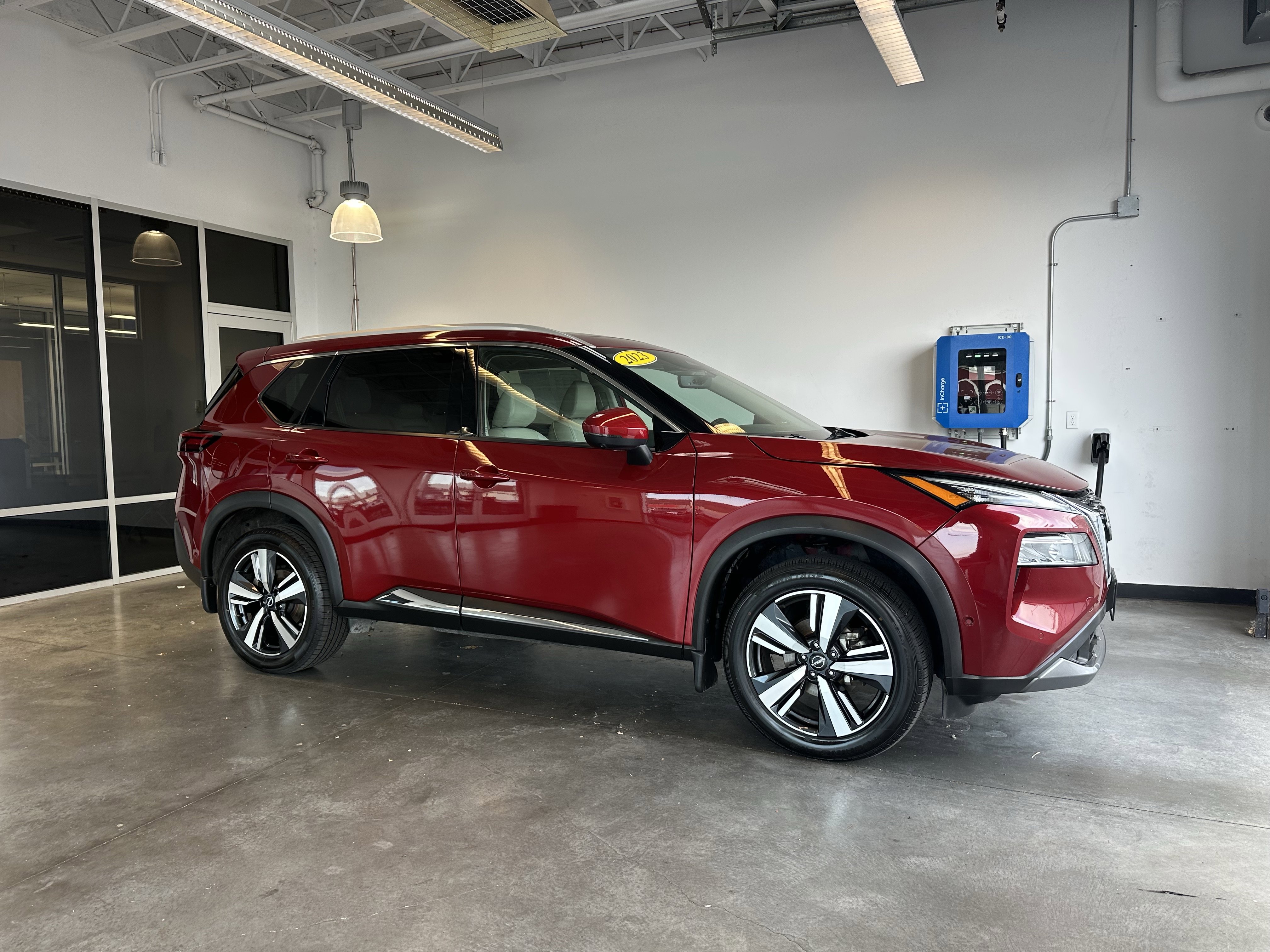 Used 2023 Nissan Rogue SL w/ SL Premium Package
