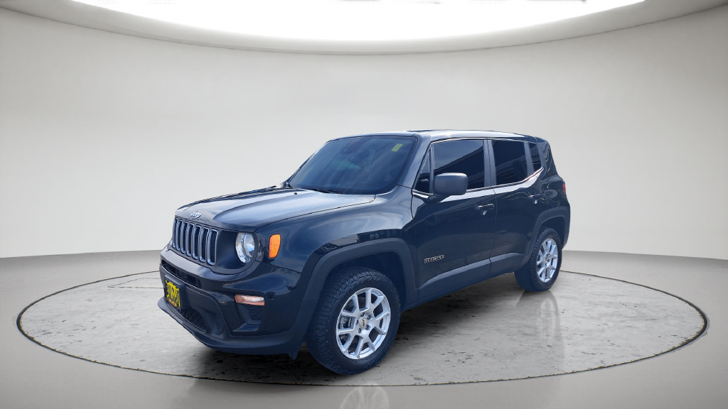Used 2023 Jeep Renegade Latitude AWD/4WD image 1