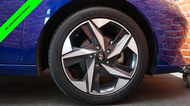 Used 2023 Hyundai Elantra SEL w/ Convenience Package image 86