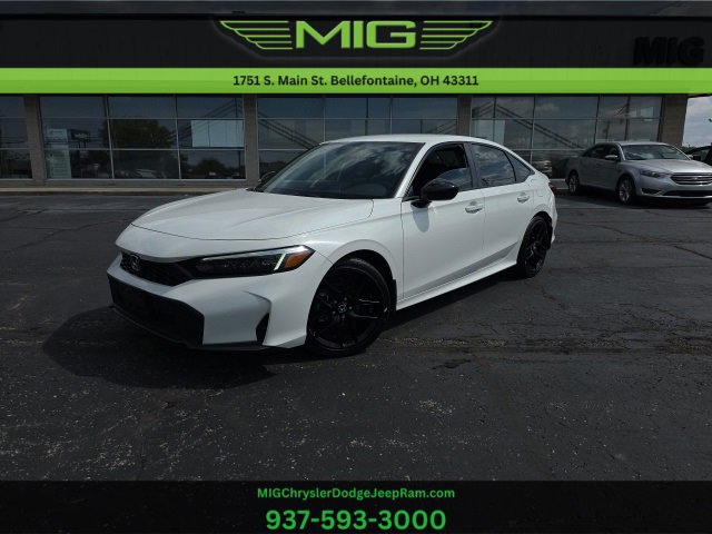 Used 2025 Honda Civic Sport image 1