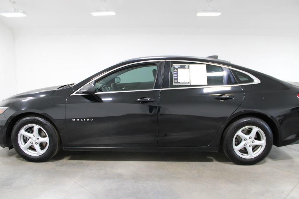 Used 2017 Chevrolet Malibu LS image 6