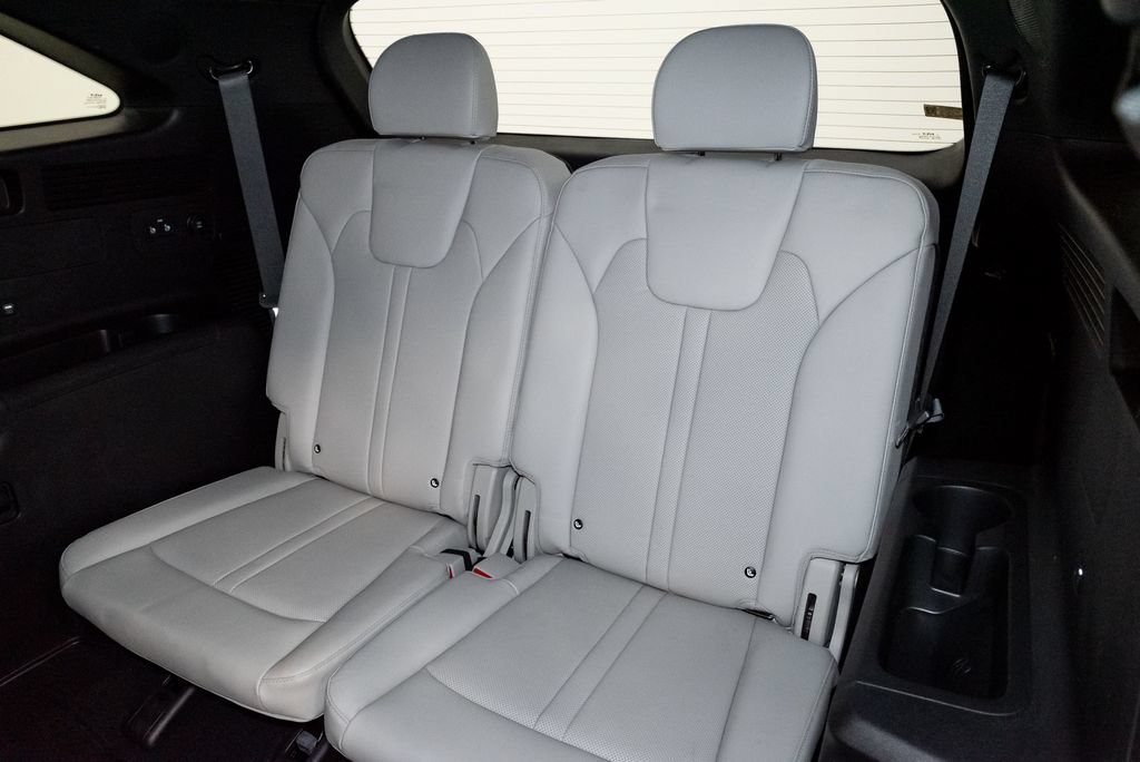 Certified 2025 Kia Sorento SX Prestige AWD/4WD image 26