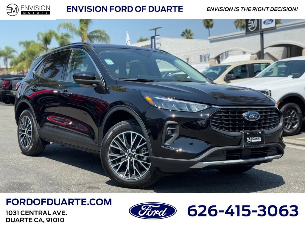 New 2025 Ford Escape SE image 1