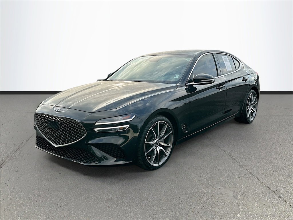 Used 2023 Genesis G70 2.0T image 3