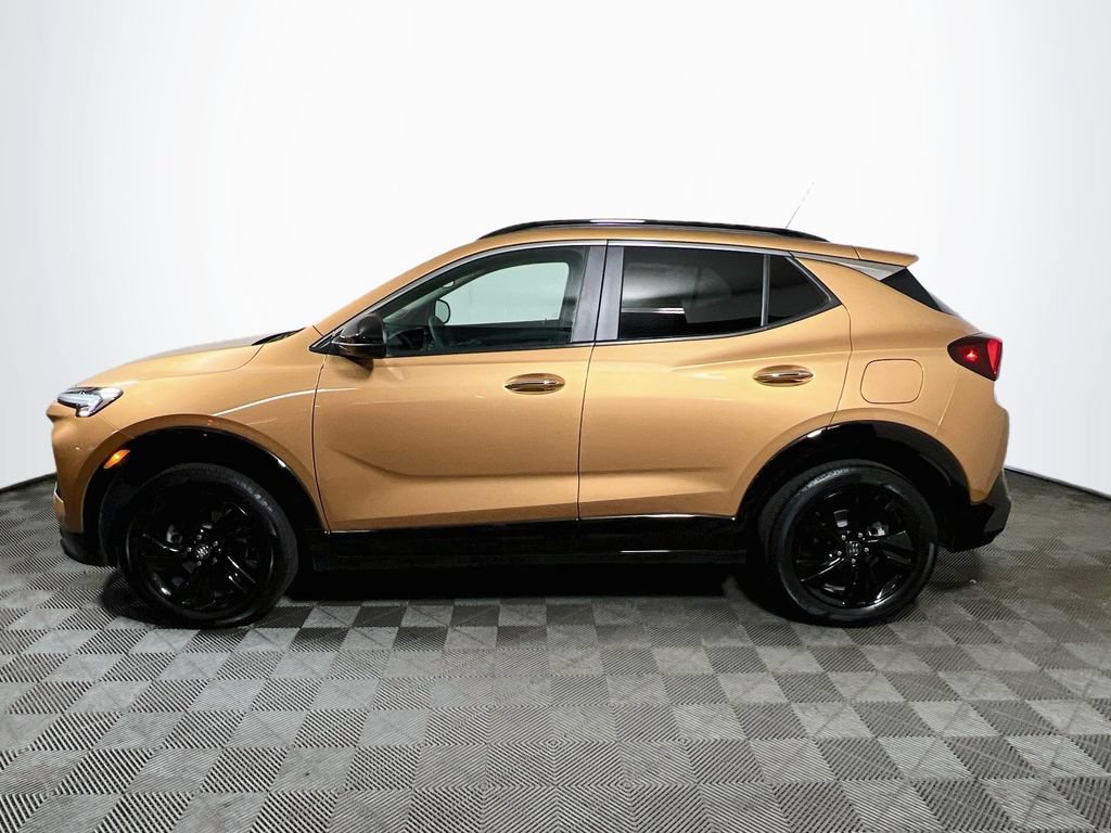Used 2024 Buick Encore GX Sport Touring w/ Comfort Package AWD/4WD image 4