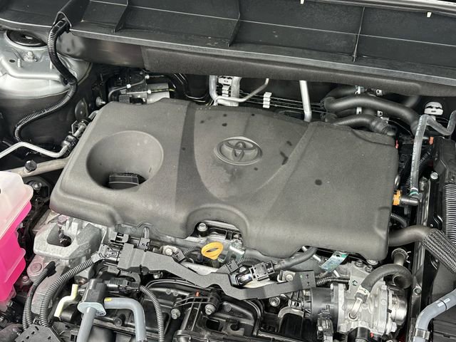 Certified 2024 Toyota Highlander XLE AWD/4WD image 33