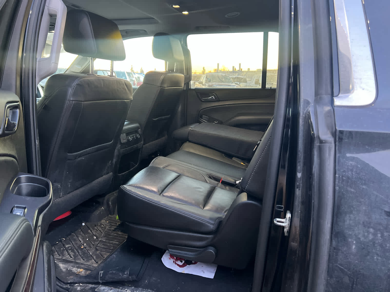 Used 2020 Chevrolet Suburban LT w/ Luxury Package image 6