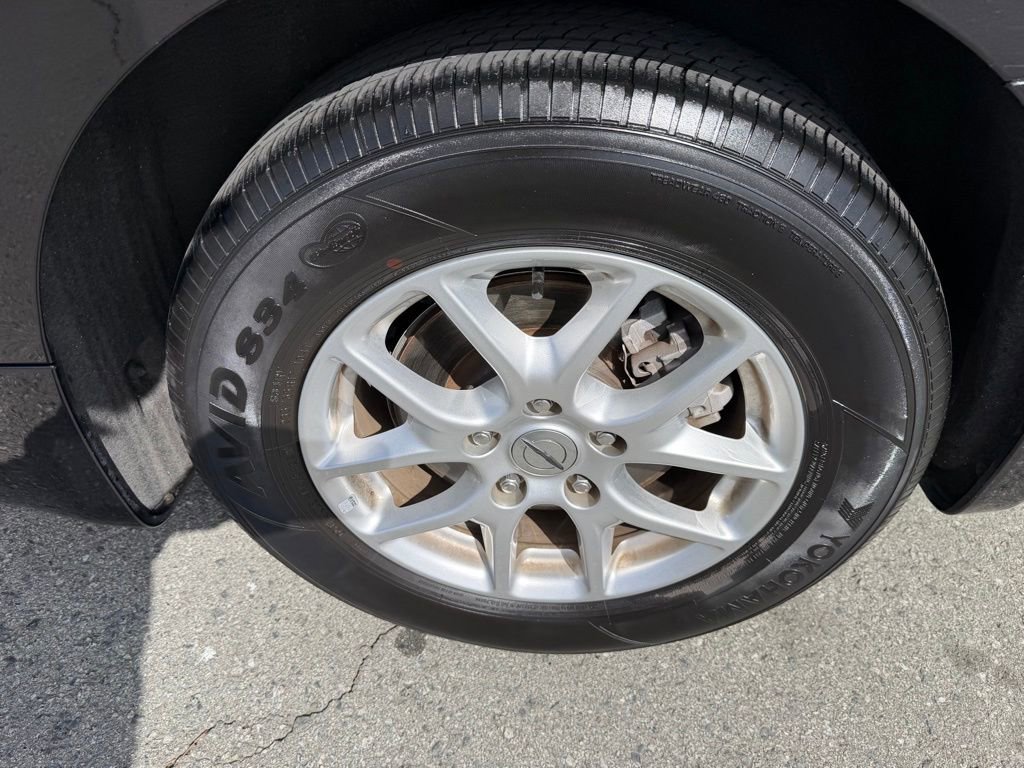 Used 2023 Chrysler Voyager LX image 12