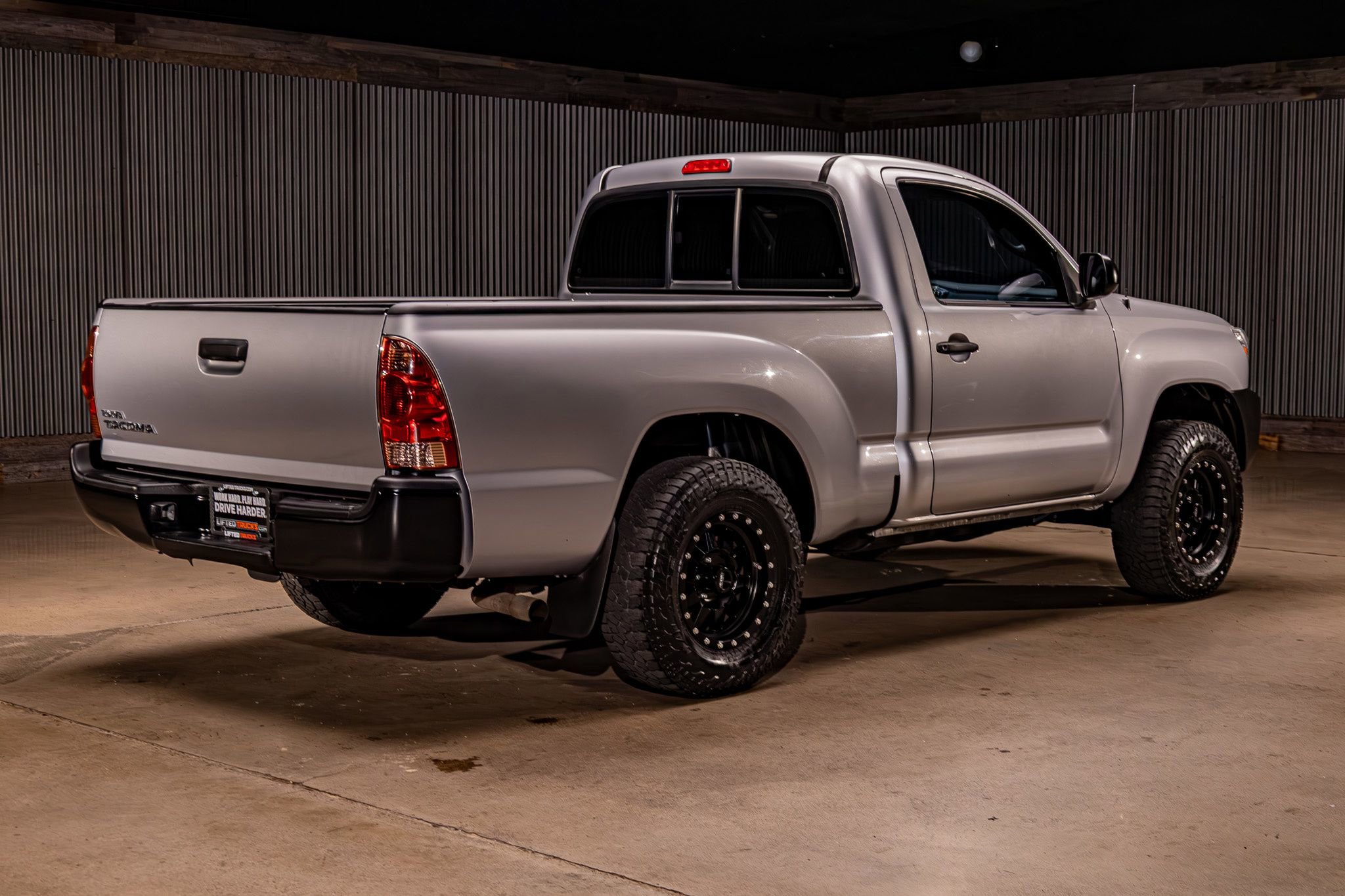 Used 2014 Toyota Tacoma 2WD Regular Cab image 9