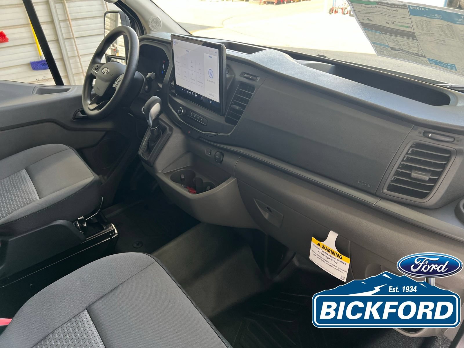 New 2026 Ford Transit 250 148 Medium Roof RWD image 18
