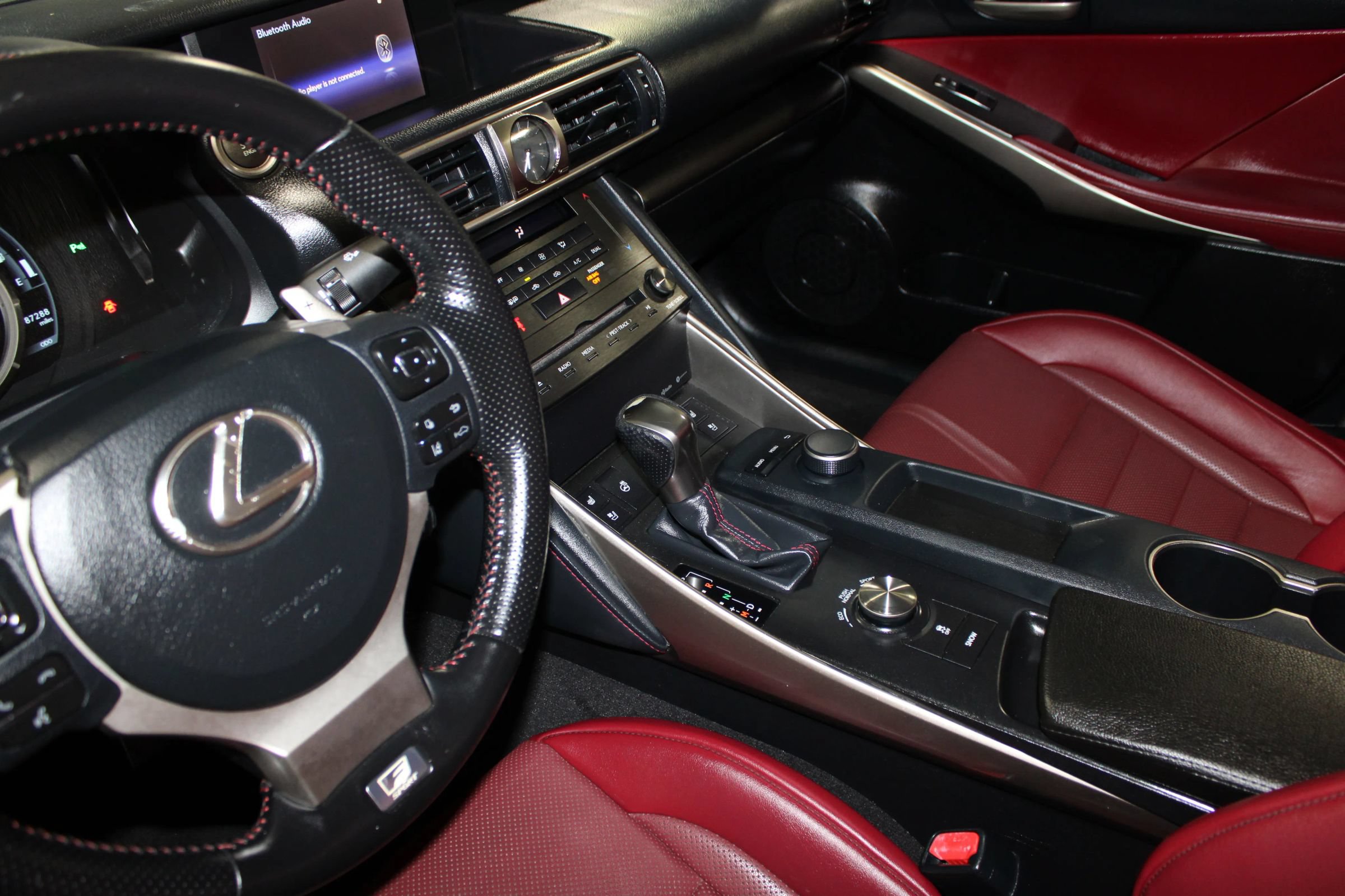 Used 2019 Lexus IS 300 F Sport w/ F Sport Package RWD image 17