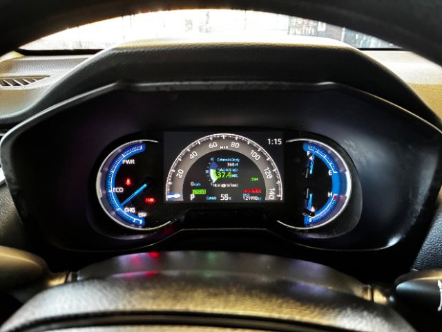 Used 2023 Toyota RAV4 XLE AWD/4WD image 23