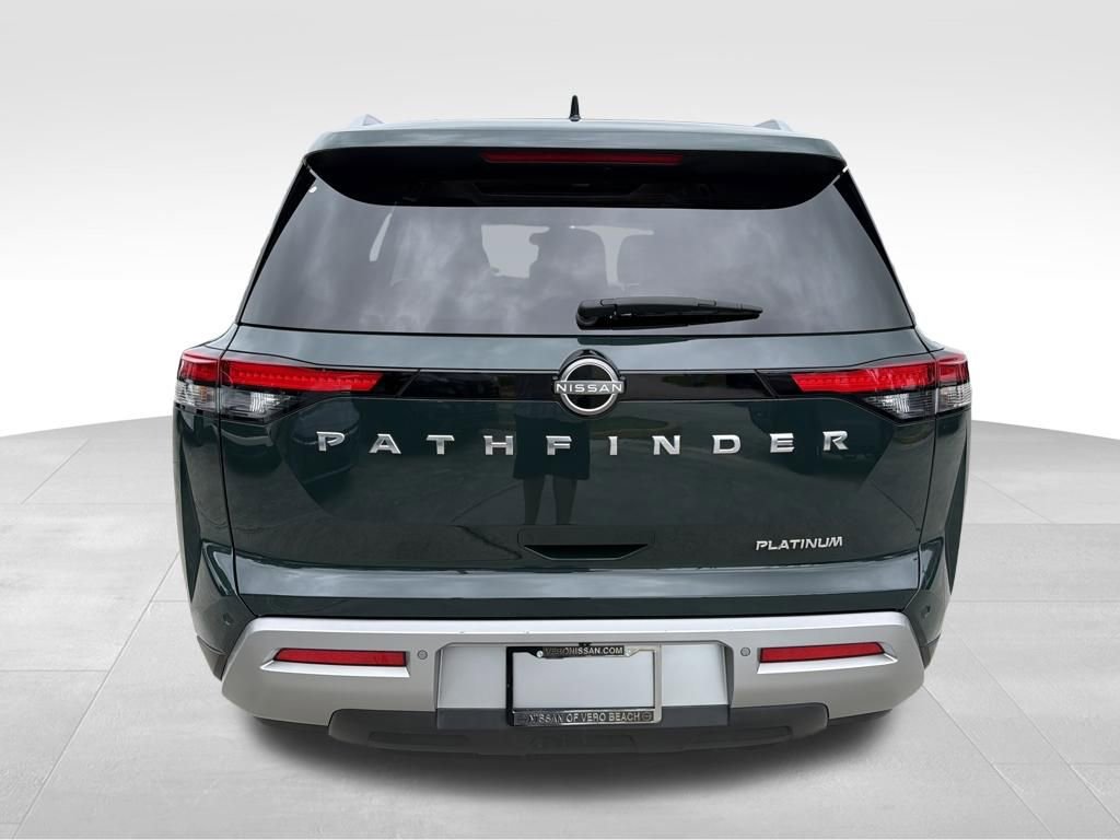 Certified 2022 Nissan Pathfinder Platinum w/ Cargo Package image 7