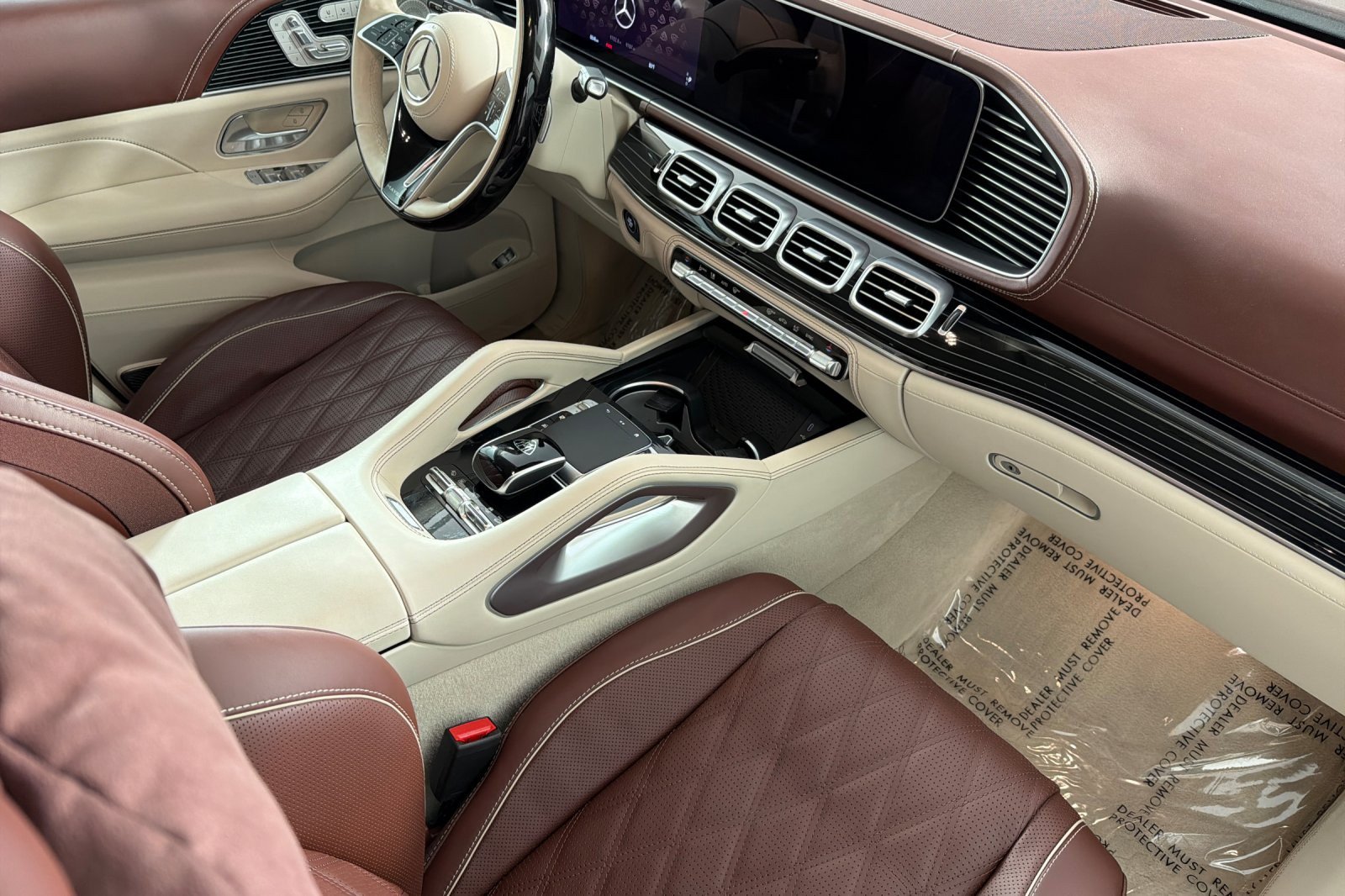 Used 2025 Mercedes-Benz Maybach GLS 600 4MATIC image 16