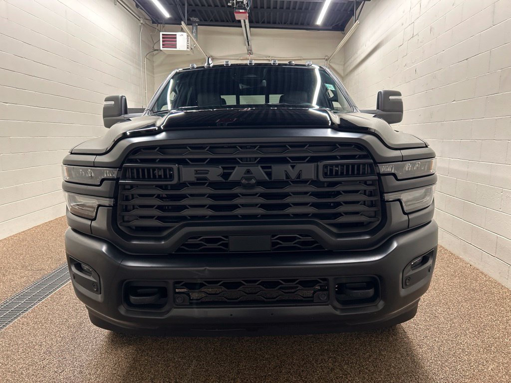 Used 2025 RAM 3500 Tradesman AWD/4WD image 7