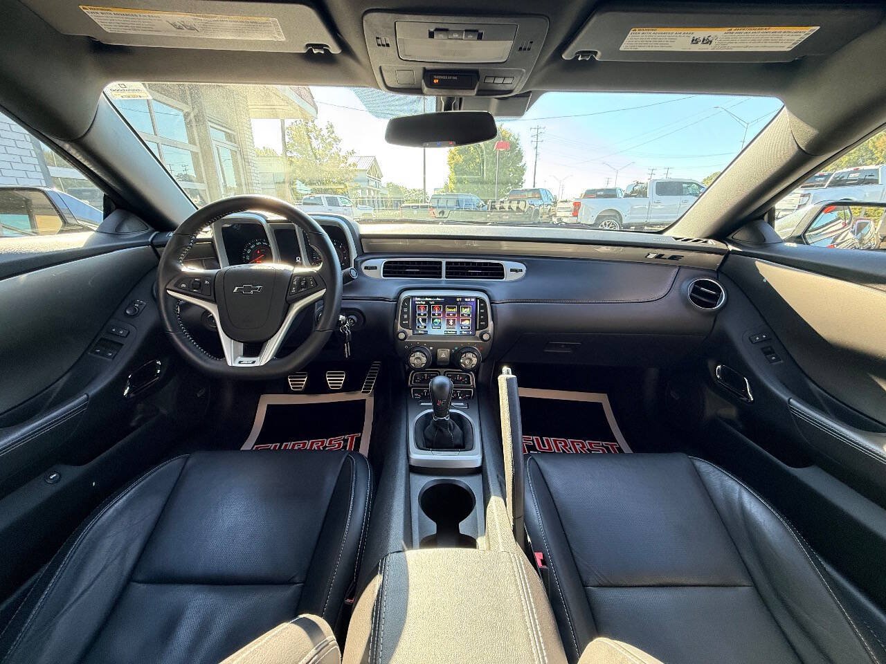 Used 2015 Chevrolet Camaro SS w/ SS Performance Package RWD image 32