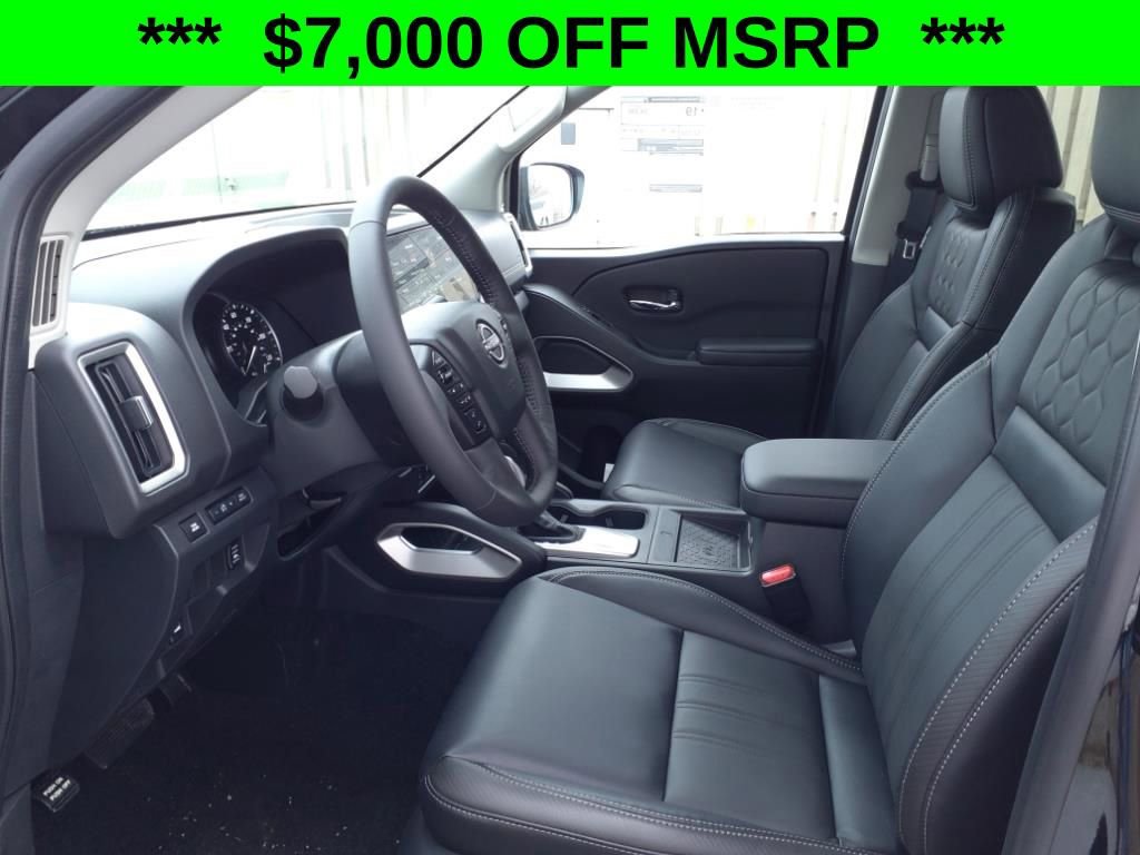 New 2025 Nissan Frontier SL image 13