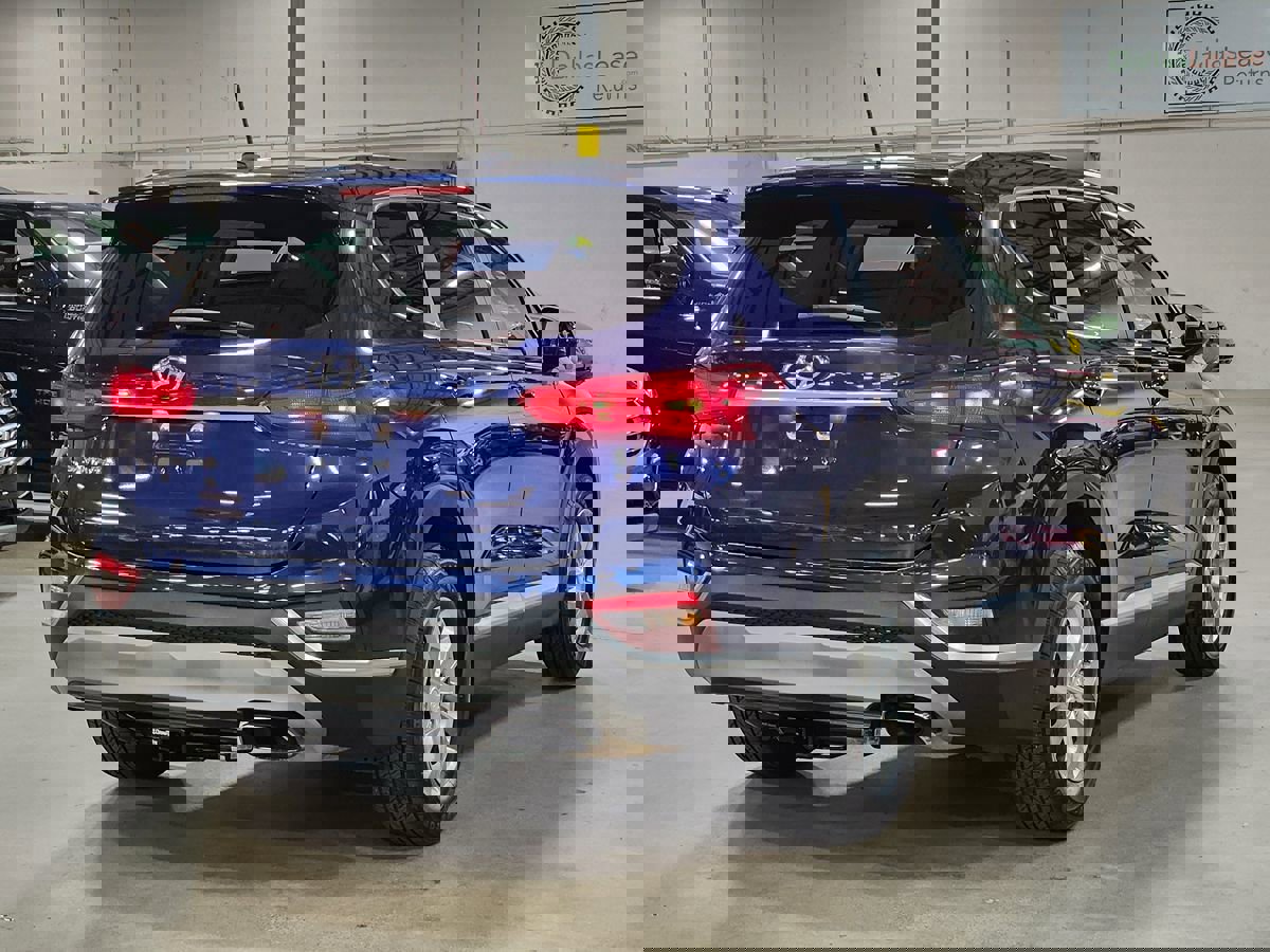 Used 2019 Hyundai Santa Fe SE image 8